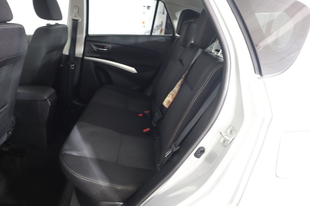 Used Suzuki SX4 S-Cross 2015 for sale - 77122021: Photo 16