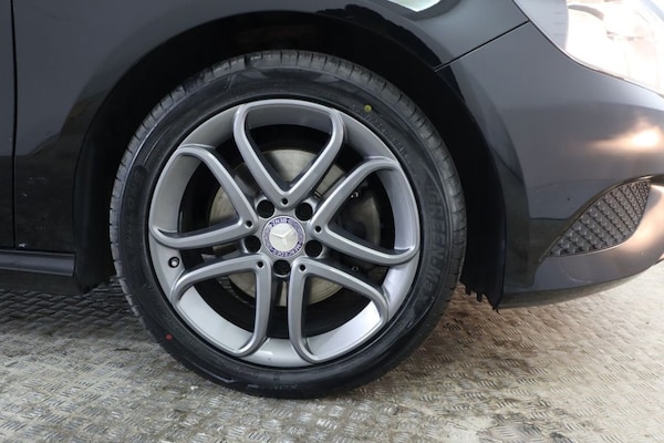 Used Mercedes-Benz A-Class 2015 for sale - 75753356: Photo 11