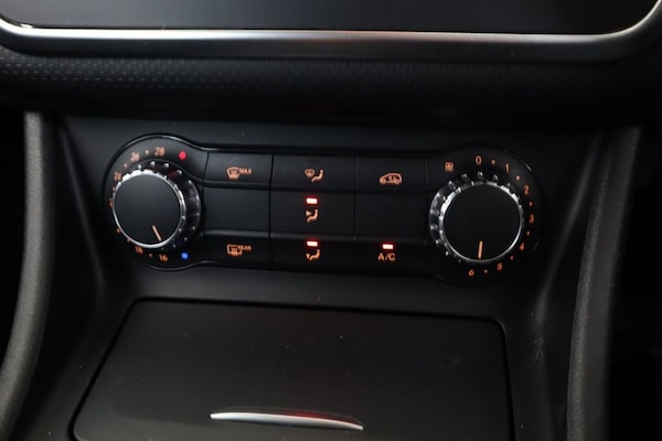 Used Mercedes-Benz A-Class 2015 for sale - 75753356: Photo 27