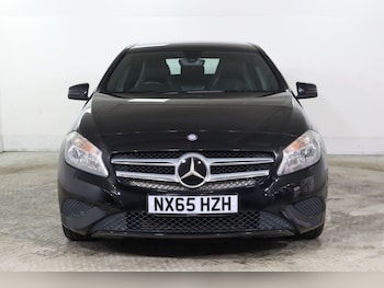 Used Mercedes-Benz A-Class 2015 for sale - 75753356: Photo