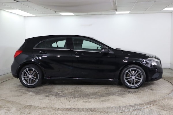 Used Mercedes-Benz A-Class 2015 for sale - 75753356: Photo 7