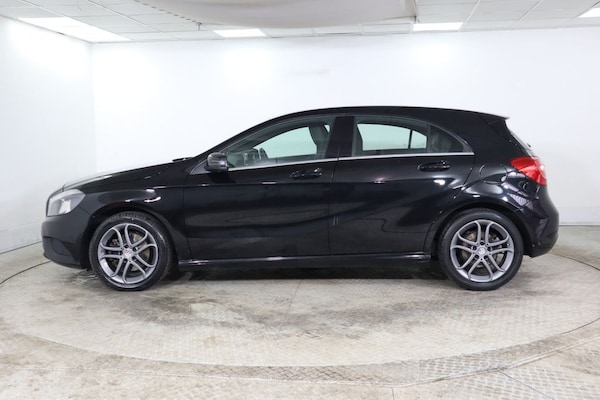 Used Mercedes-Benz A-Class 2015 for sale - 75753356: Photo 8