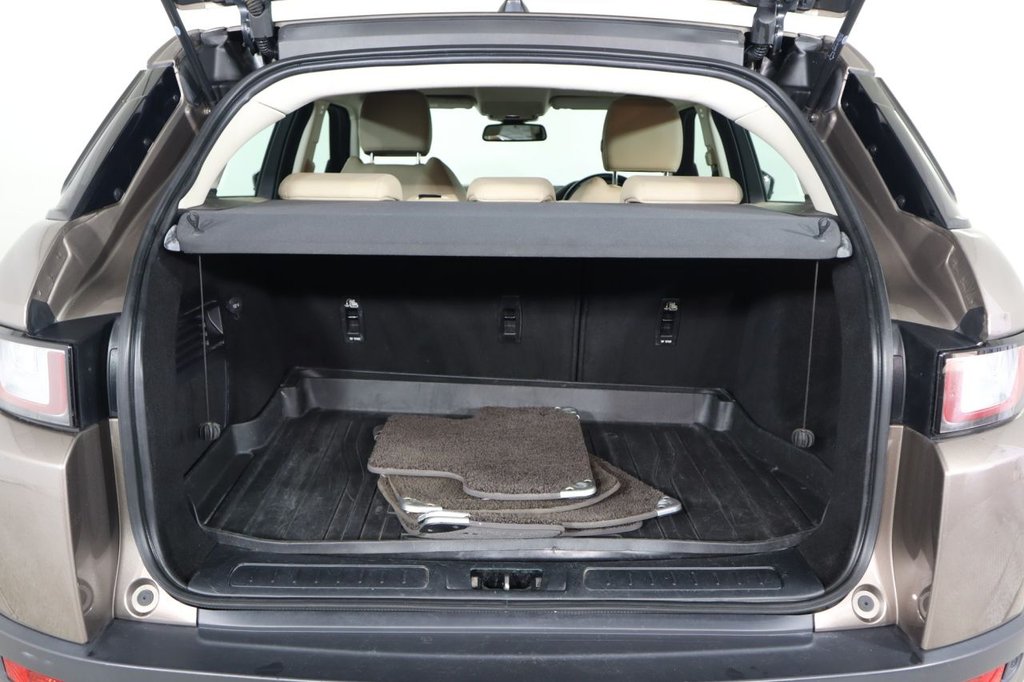 Used Land Rover Range Rover Evoque 2017 for sale - 77937061: Photo 9