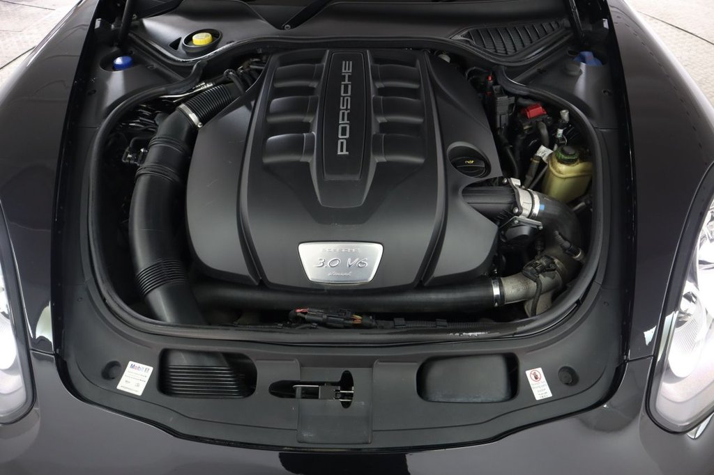 Used Porsche Panamera 2015 for sale - 78181288: Photo 10