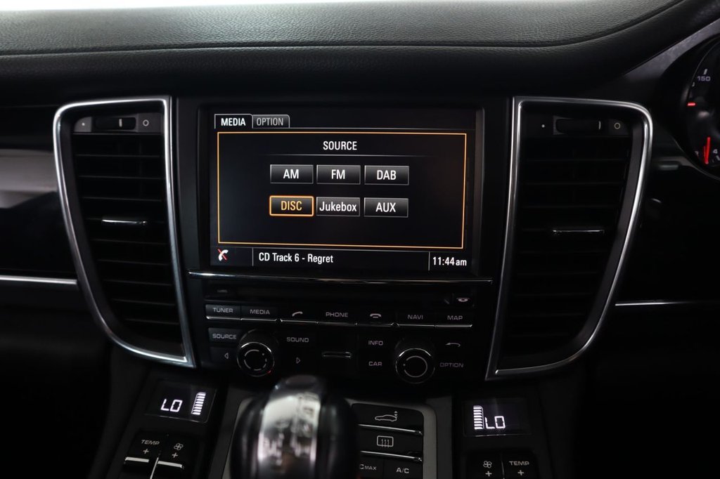 Used Porsche Panamera 2015 for sale - 78181288: Photo 40