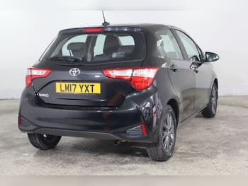 Used Toyota Yaris 2017 for sale - 79829118: Photo
