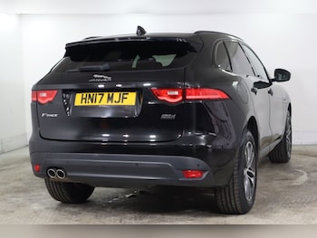 Used Jaguar F-Pace 2017 for sale - 75585833: Photo