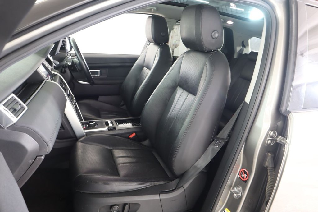 Used Land Rover Discovery Sport 2017 for sale - 77313549: Photo 17