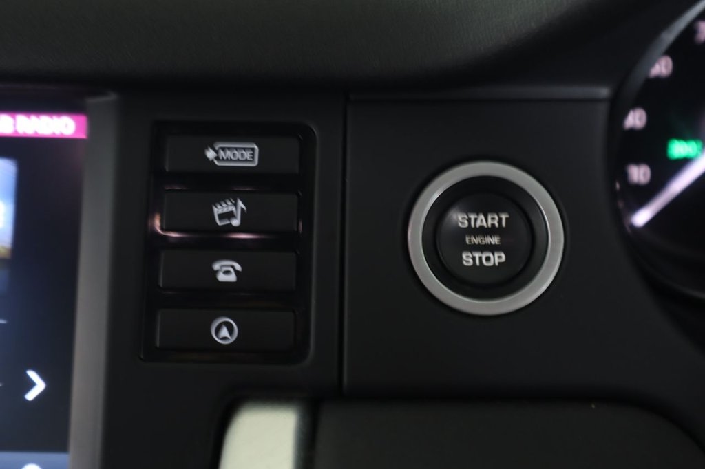 Used Land Rover Discovery Sport 2017 for sale - 77313549: Photo 28