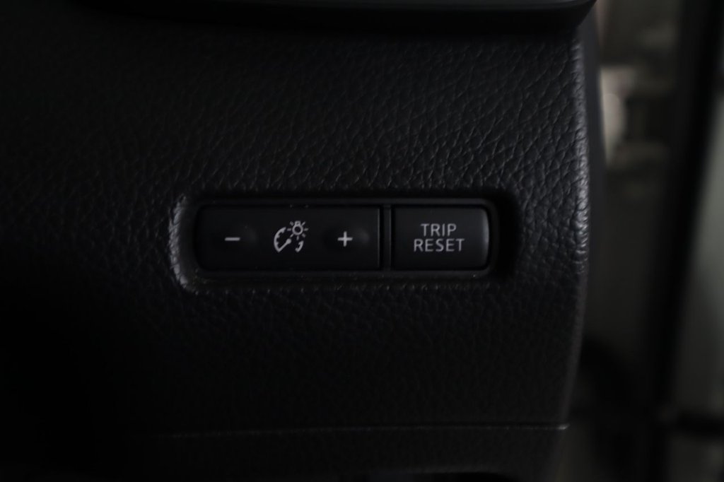 Used Nissan Qashqai 2015 for sale - 78154280: Photo 38