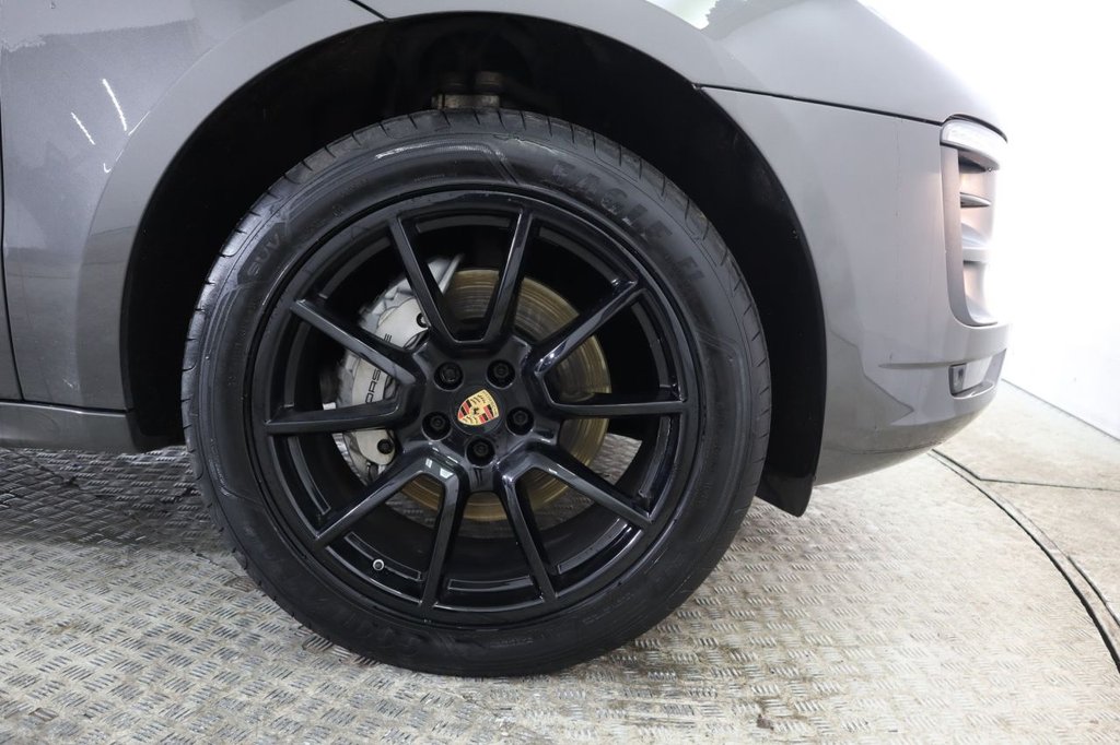 Used Porsche Macan 2015 for sale - 77835975: Photo 12