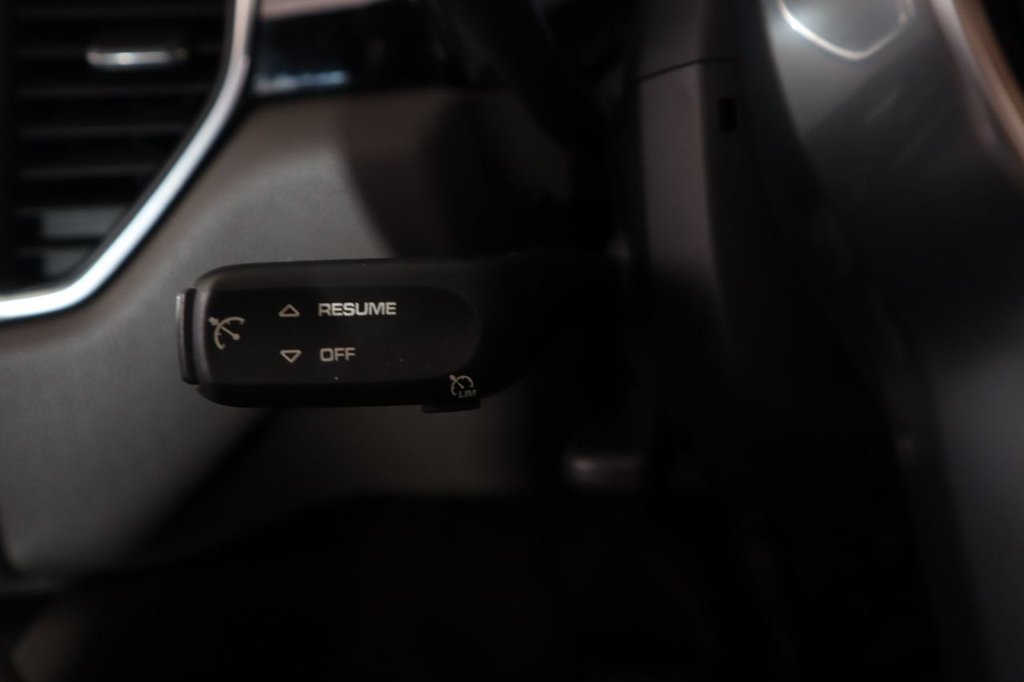 Used Porsche Macan 2015 for sale - 77835975: Photo 24