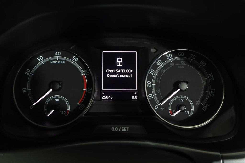 Used Skoda Fabia 2018 for sale - 77668947: Photo 19