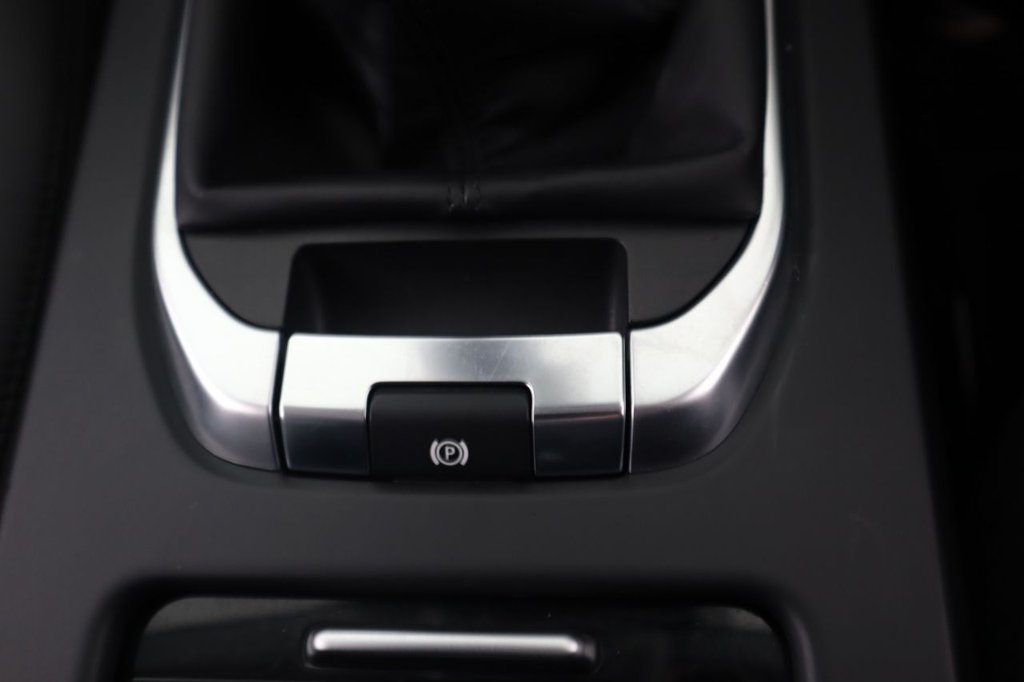 Used Land Rover Discovery Sport 2018 for sale - 77048835: Photo 30