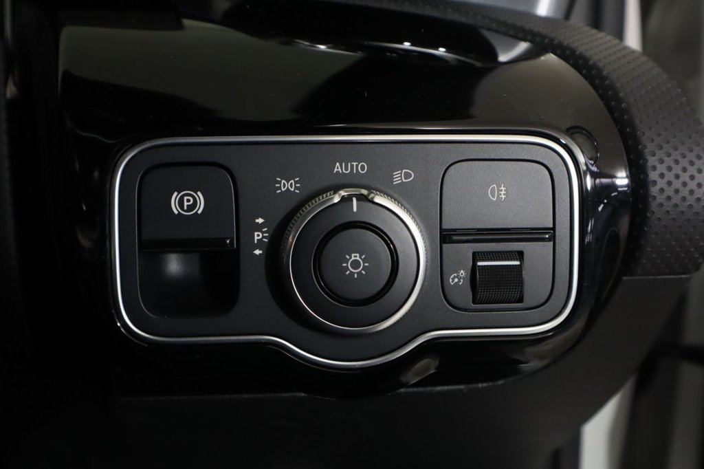 Used Mercedes-Benz A-Class 2021 for sale - 76686189: Photo 44