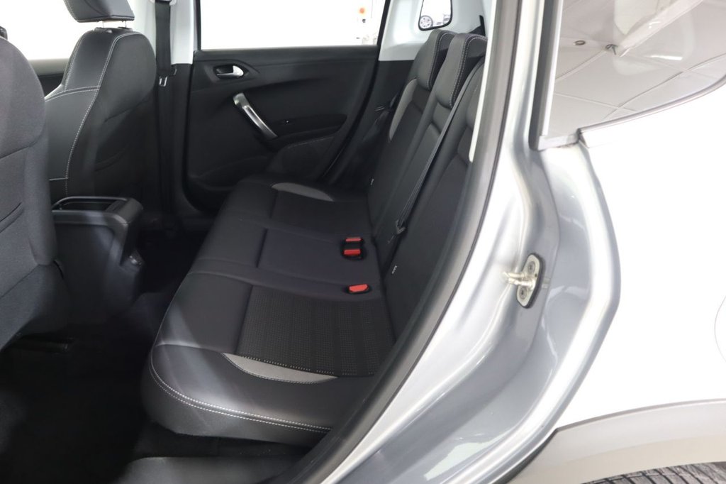 Used Peugeot 2008 2018 for sale - 76570447: Photo 16