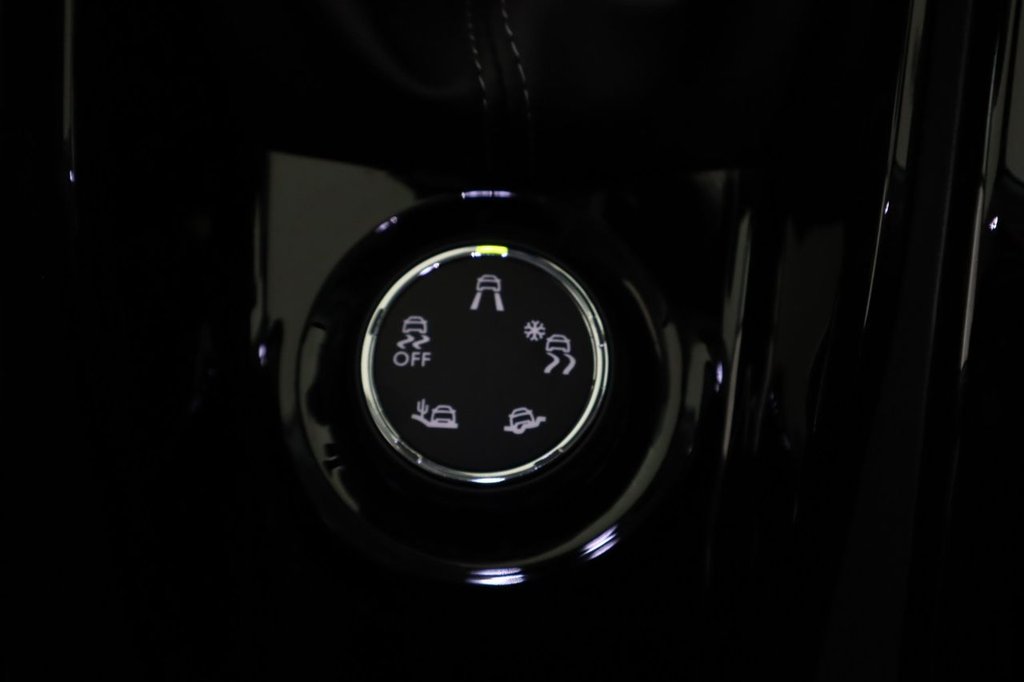 Used Peugeot 2008 2018 for sale - 76570447: Photo 27