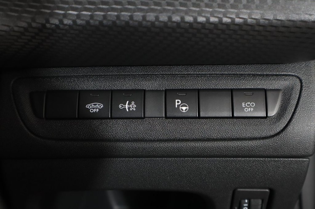 Used Peugeot 2008 2018 for sale - 76570447: Photo 35