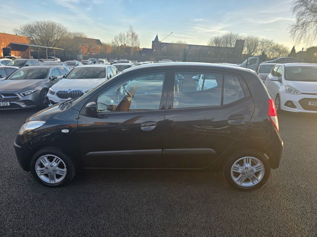 Used Hyundai i10 2010 for sale - 77655271: Photo 8