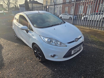Used Ford Fiesta 2012 for sale - 77133166: Photo