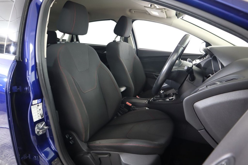 Used Ford Focus 2015 for sale - 76496618: Photo 13