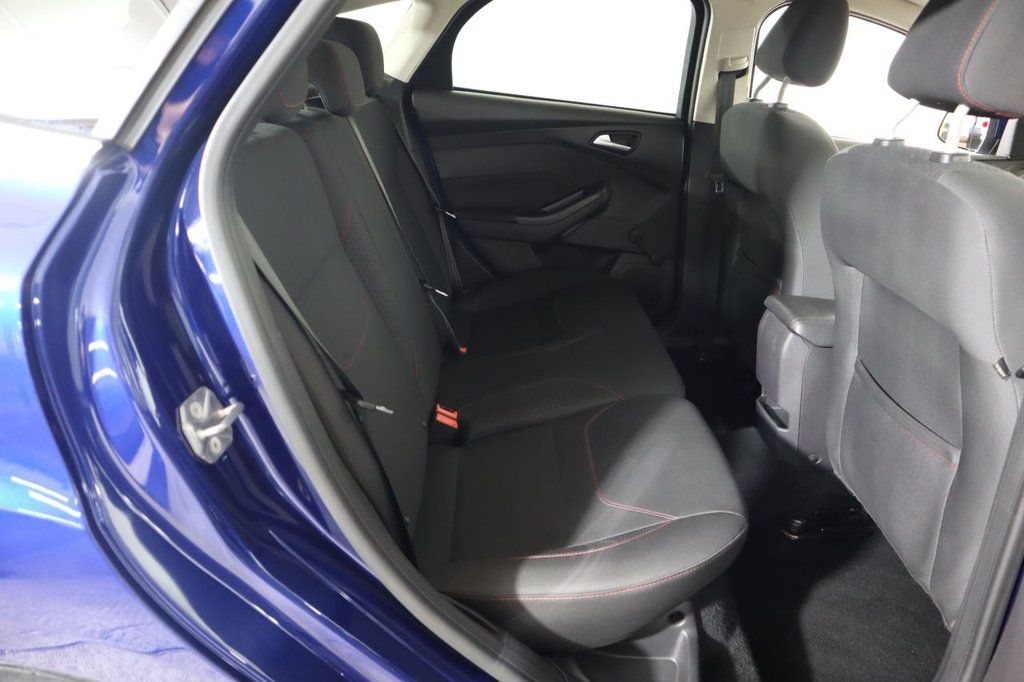 Used Ford Focus 2015 for sale - 76496618: Photo 14