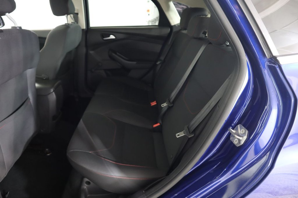 Used Ford Focus 2015 for sale - 76496618: Photo 16