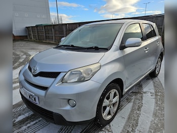 Used Toyota Urbancruiser 2011 for sale - 77164246: Photo