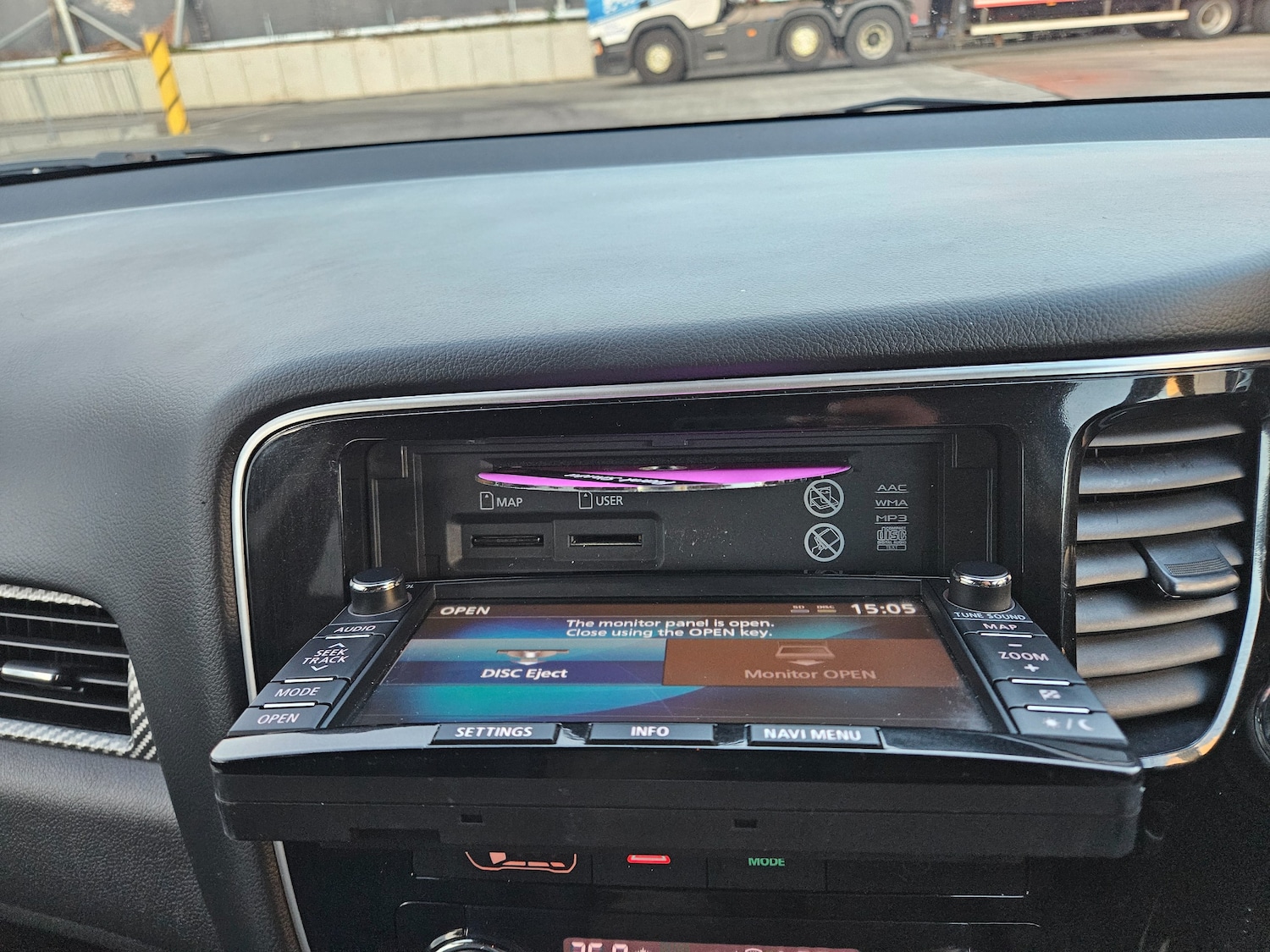 Used Mitsubishi Outlander 2013 for sale - 76969102: Photo 23