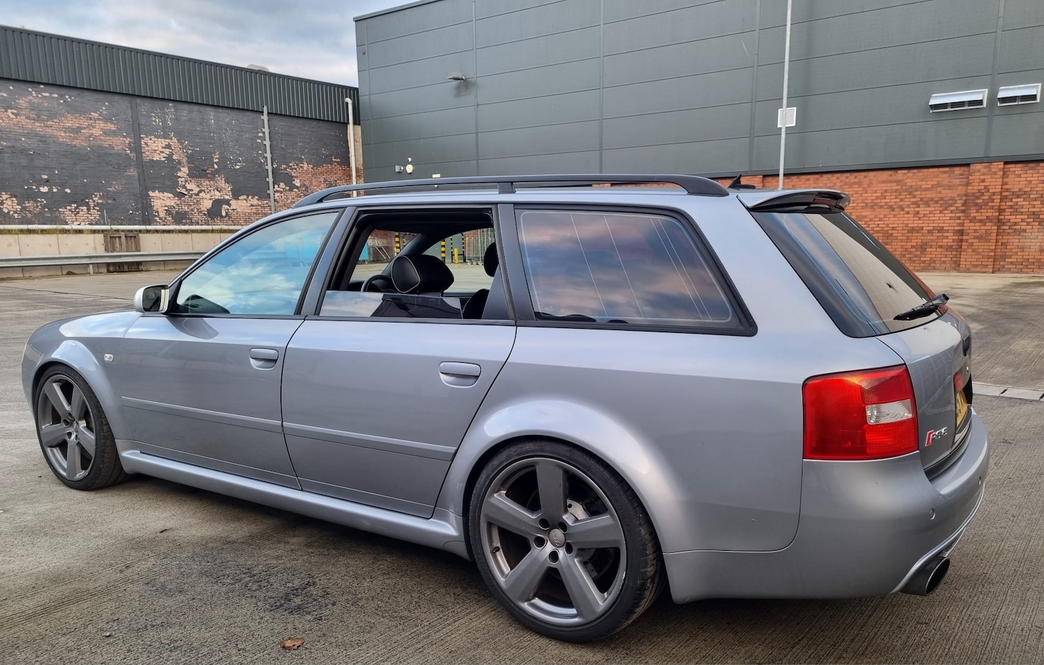 Used Audi RS6 2005 for sale - 76518078: Photo 6