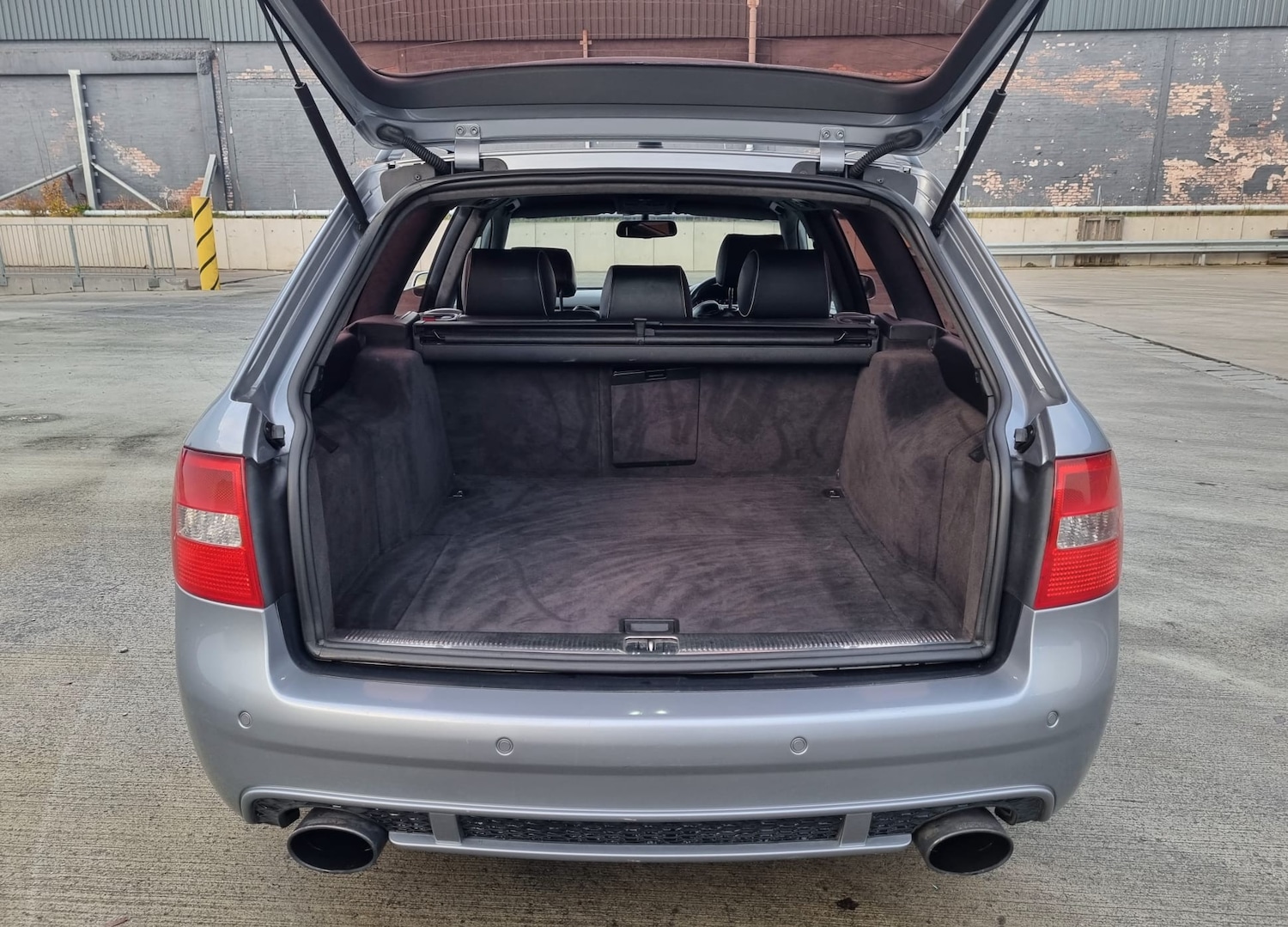 Used Audi RS6 2005 for sale - 76518078: Photo 9
