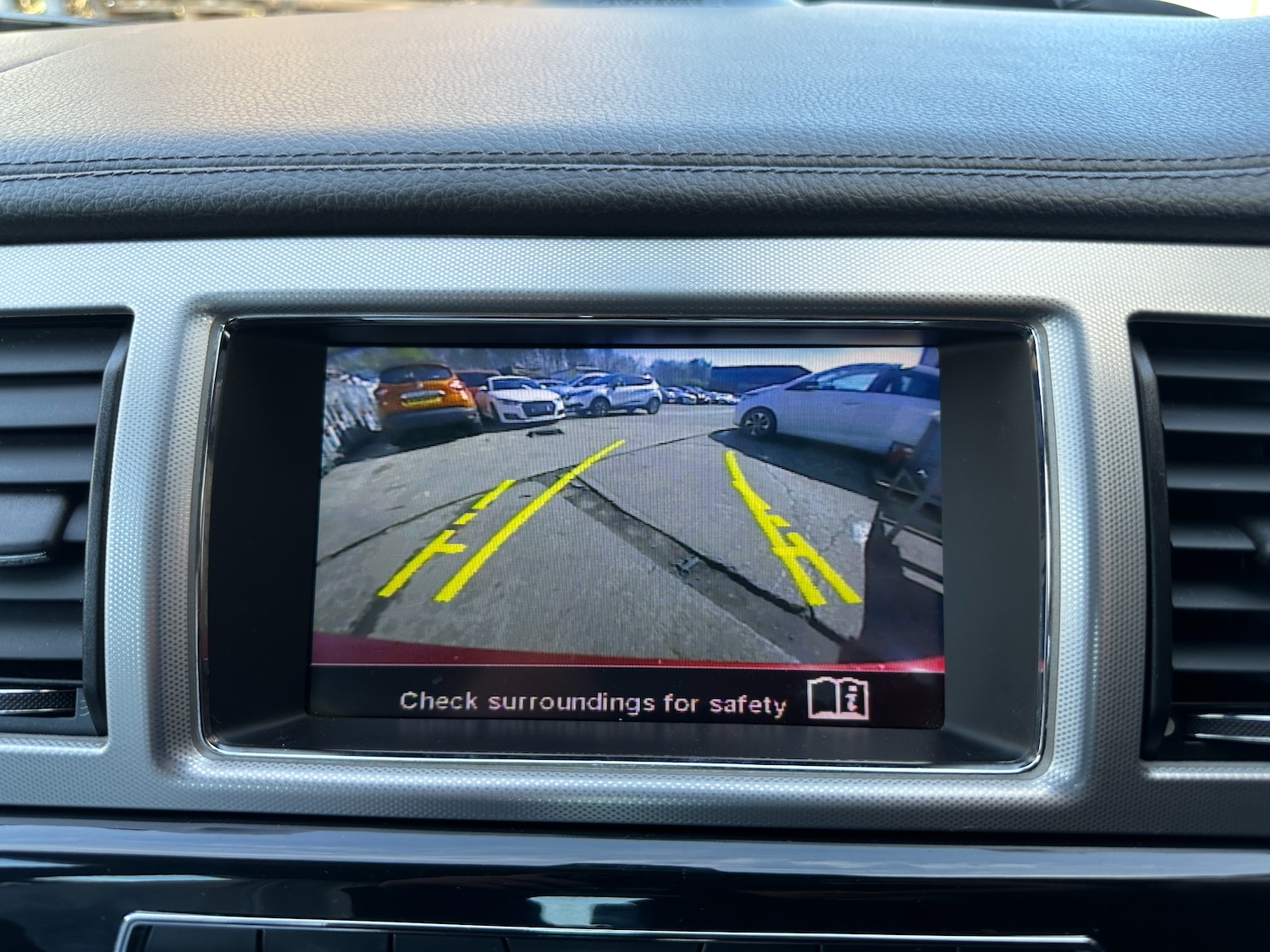 Used Jaguar XF 2014 for sale - 78139751: Photo 11