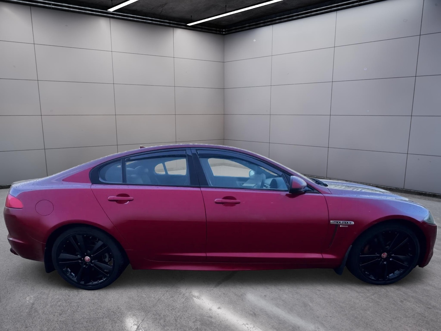 Used Jaguar XF 2014 for sale - 78139751: Photo 5