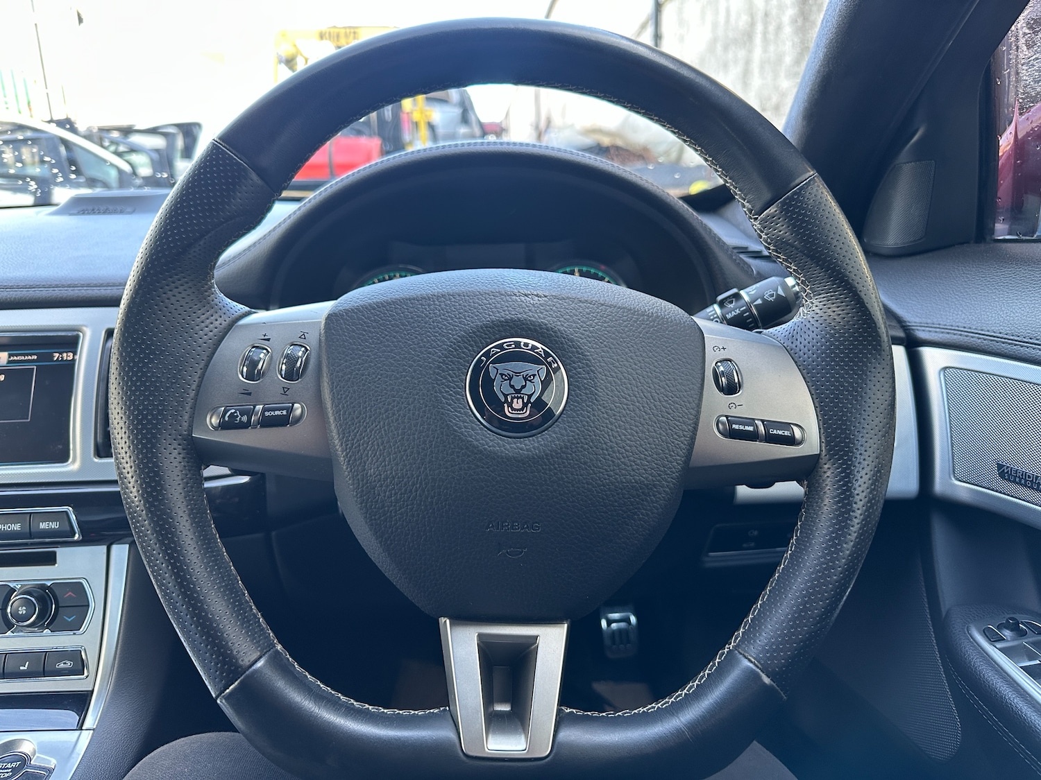 Used Jaguar XF 2014 for sale - 78139751: Photo 9