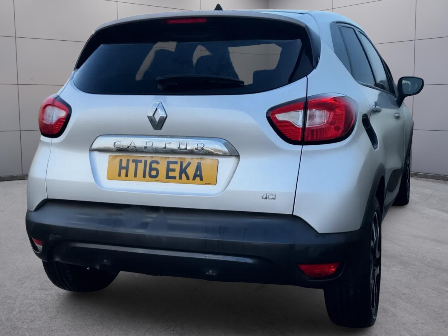 Used Renault Captur for sale - 78139766: Photo 6