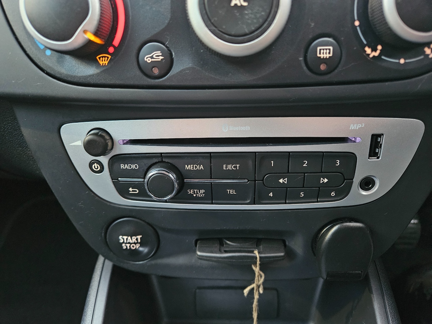 Used Renault Megane 2014 for sale - 77113452: Photo 24