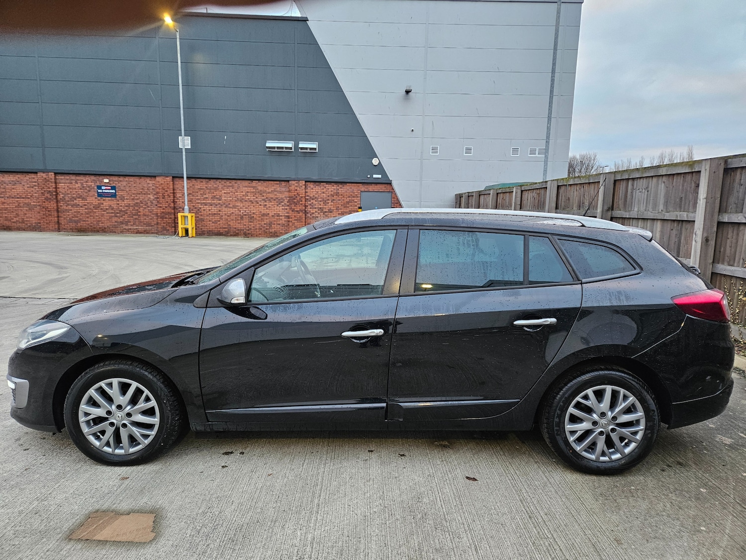 Used Renault Megane 2014 for sale - 77113452: Photo 6