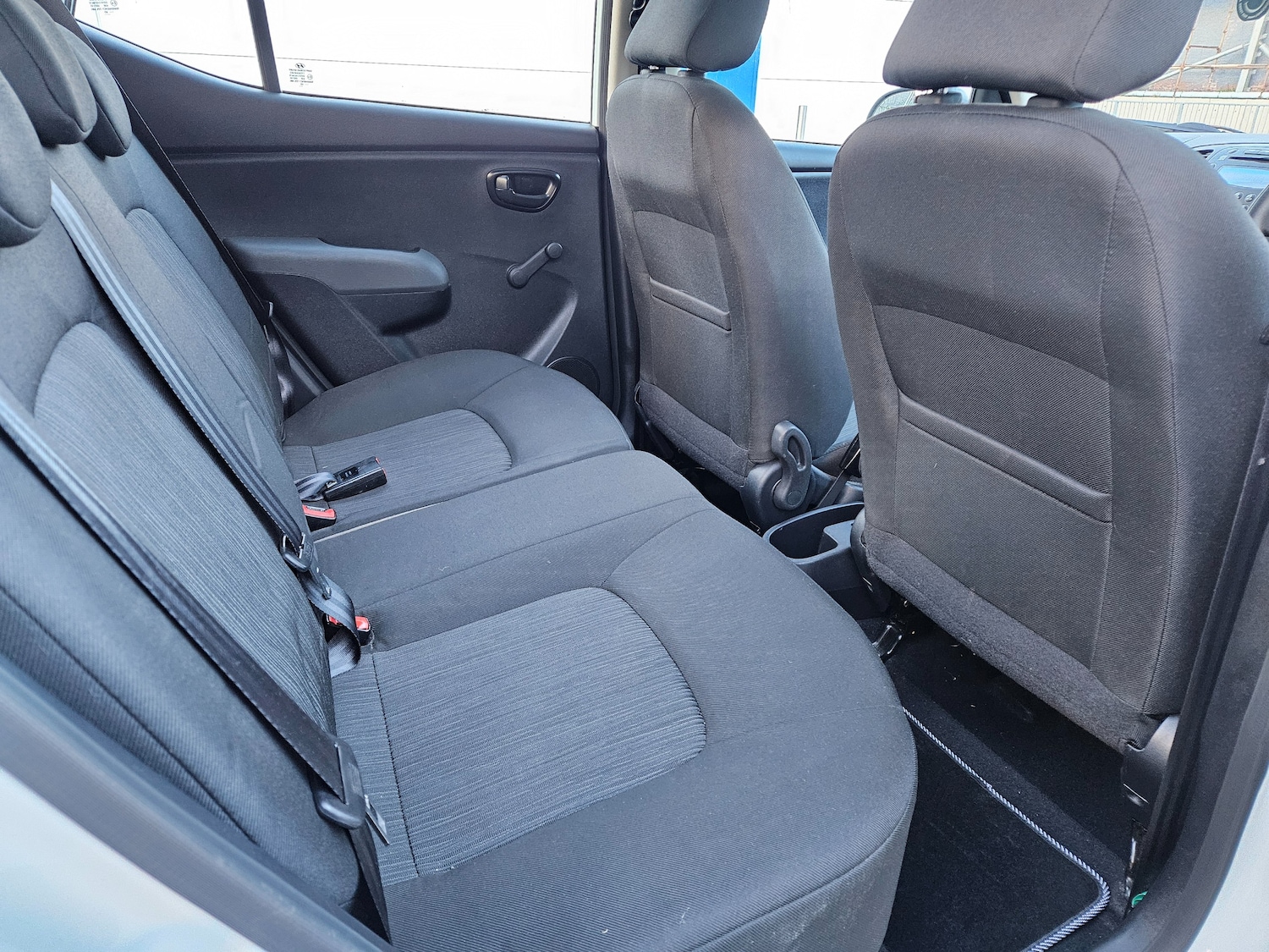 Used Hyundai i10 for sale - 77220911: Photo 14