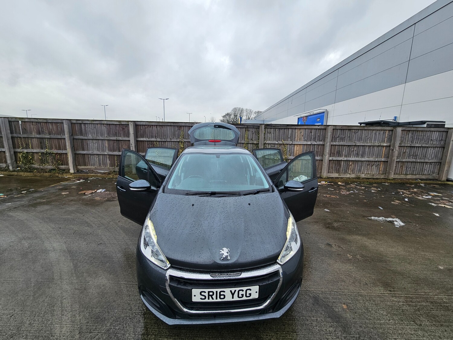 Used Peugeot 208 2016 for sale - 77614639: Photo 12