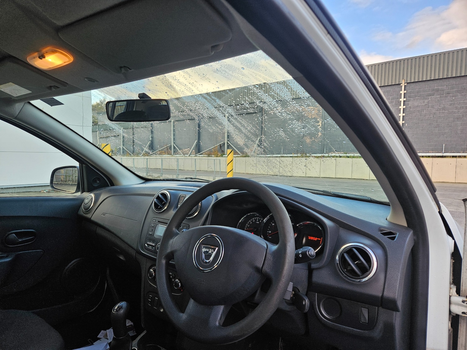 Used Dacia Sandero 2014 for sale - 76518084: Photo 11