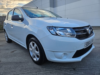 Used Dacia Sandero 2014 for sale - 76518084: Photo