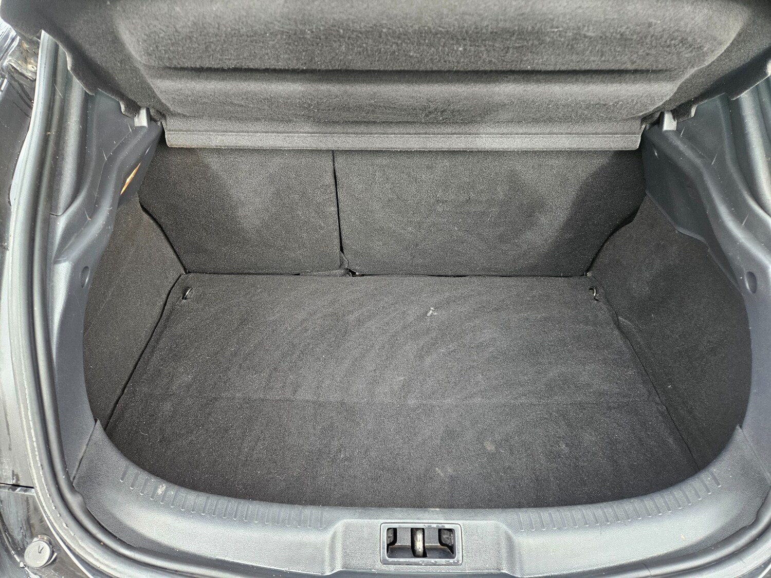 Used Renault Megane 2010 for sale - 77931786: Photo 10