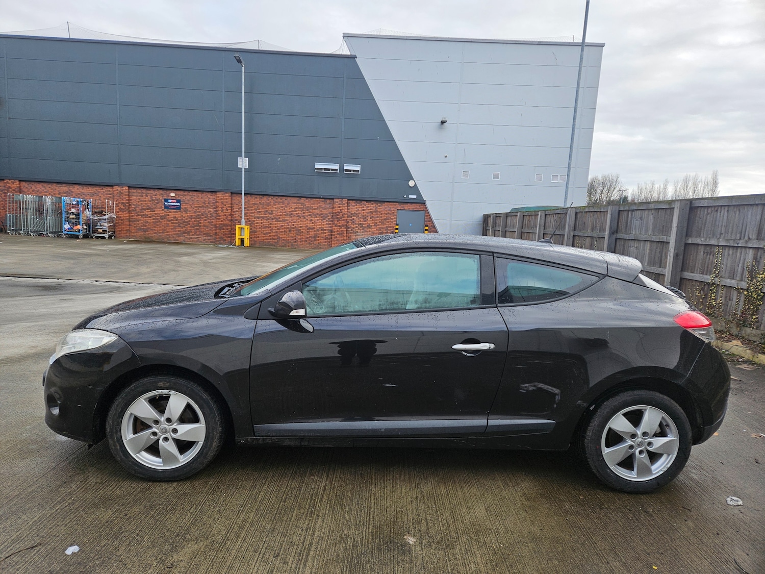 Used Renault Megane 2010 for sale - 77931786: Photo 5