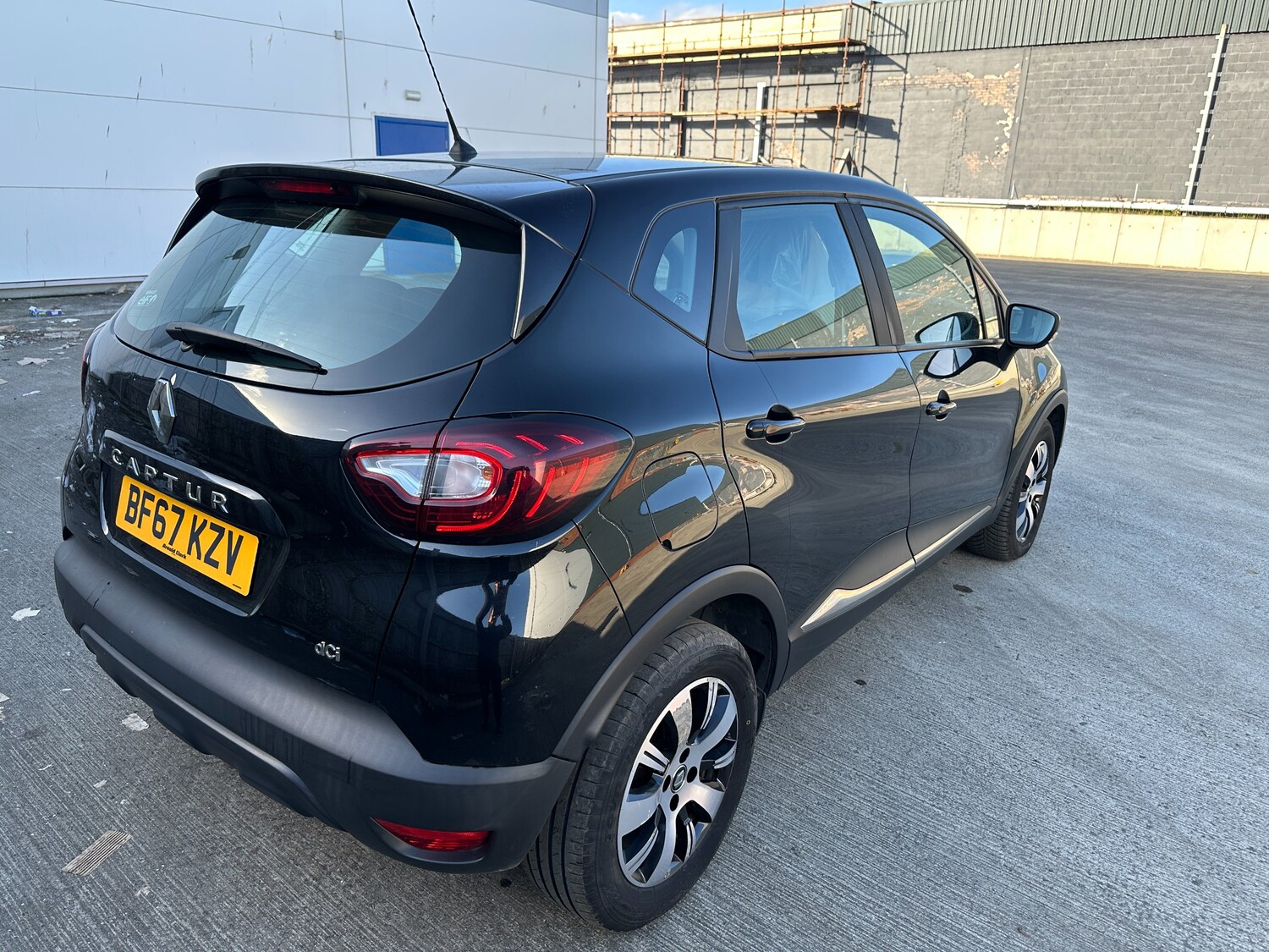 Used Renault Captur 2017 for sale - 77855837: Photo 11