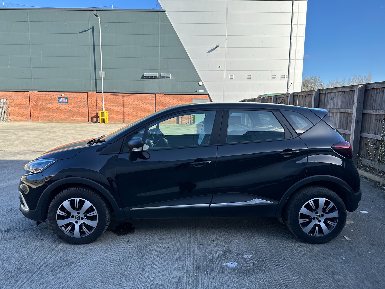 Used Renault Captur 2017 for sale - 77743454: Photo 5