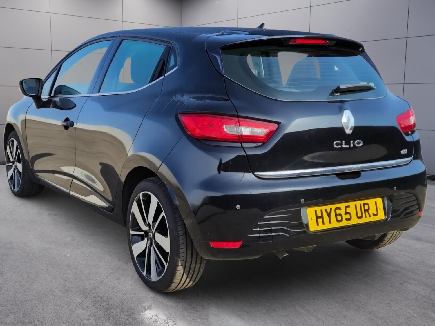 Used Renault Clio 2015 for sale - 77997651: Photo 3