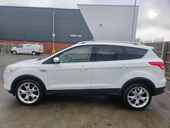 Used Ford Kuga 2015 for sale - 77378281: Photo