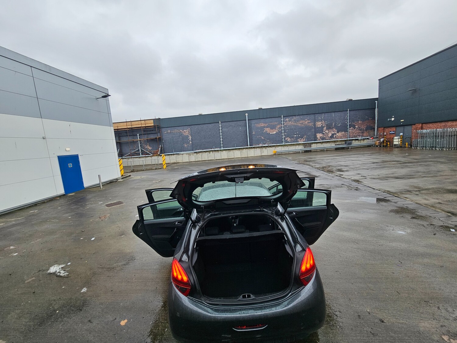 Used Peugeot 208 for sale - 77529280: Photo 10