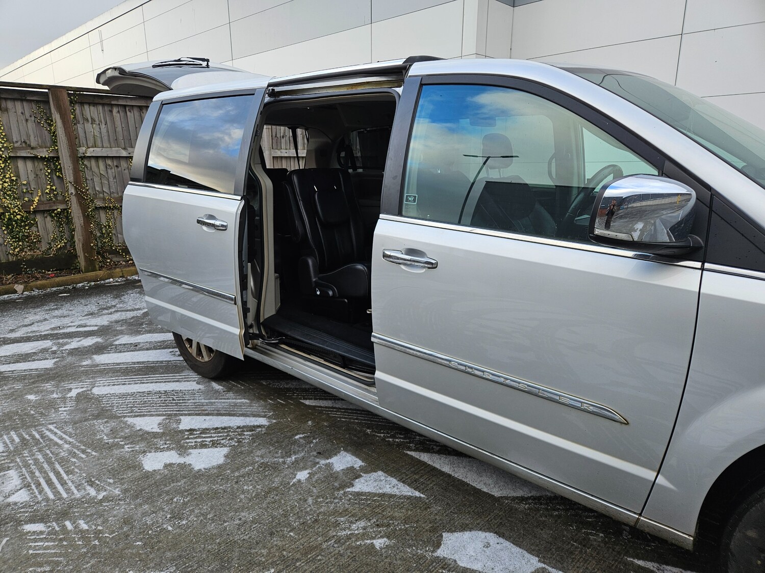 Used Chrysler Grand Voyager for sale - 78197196: Photo 15