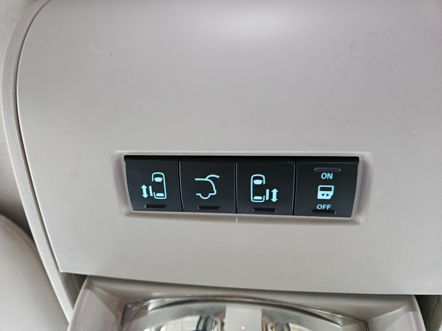 Used Chrysler Grand Voyager for sale - 78197196: Photo 23